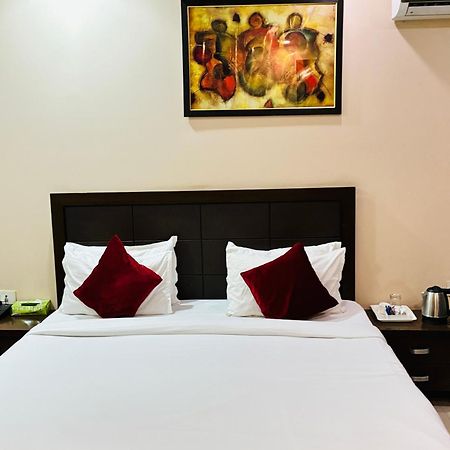 Hotel Hc Grand New Delhi Extérieur photo