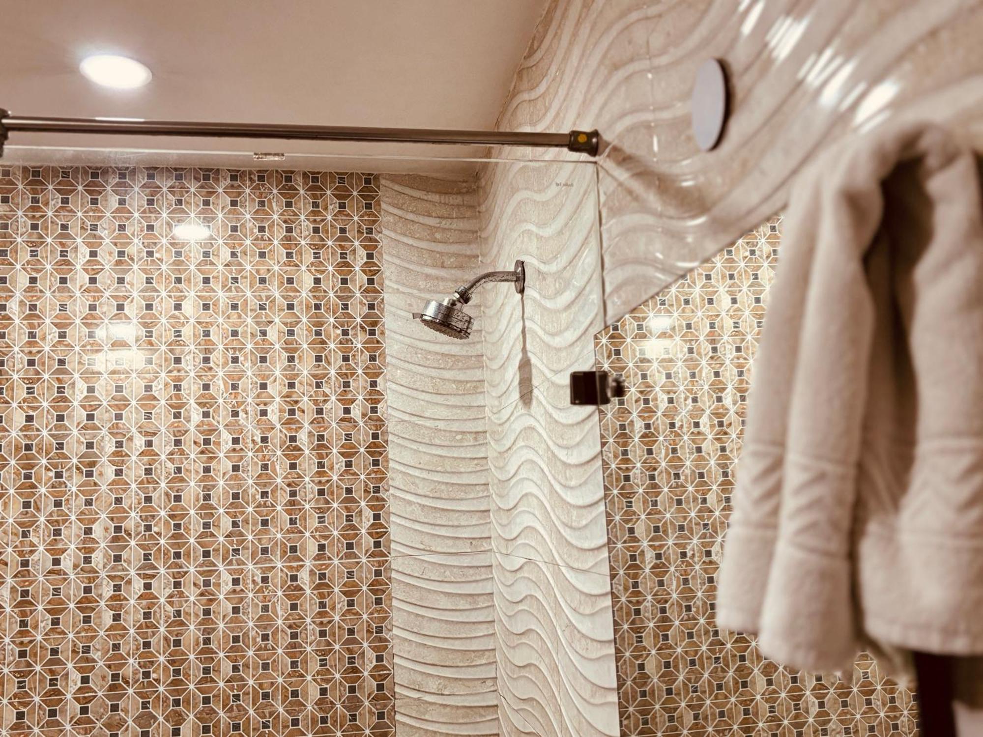Hotel Hc Grand New Delhi Extérieur photo